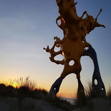 Beachside Eco Retreat, Cleaning Included * Middelkerke
